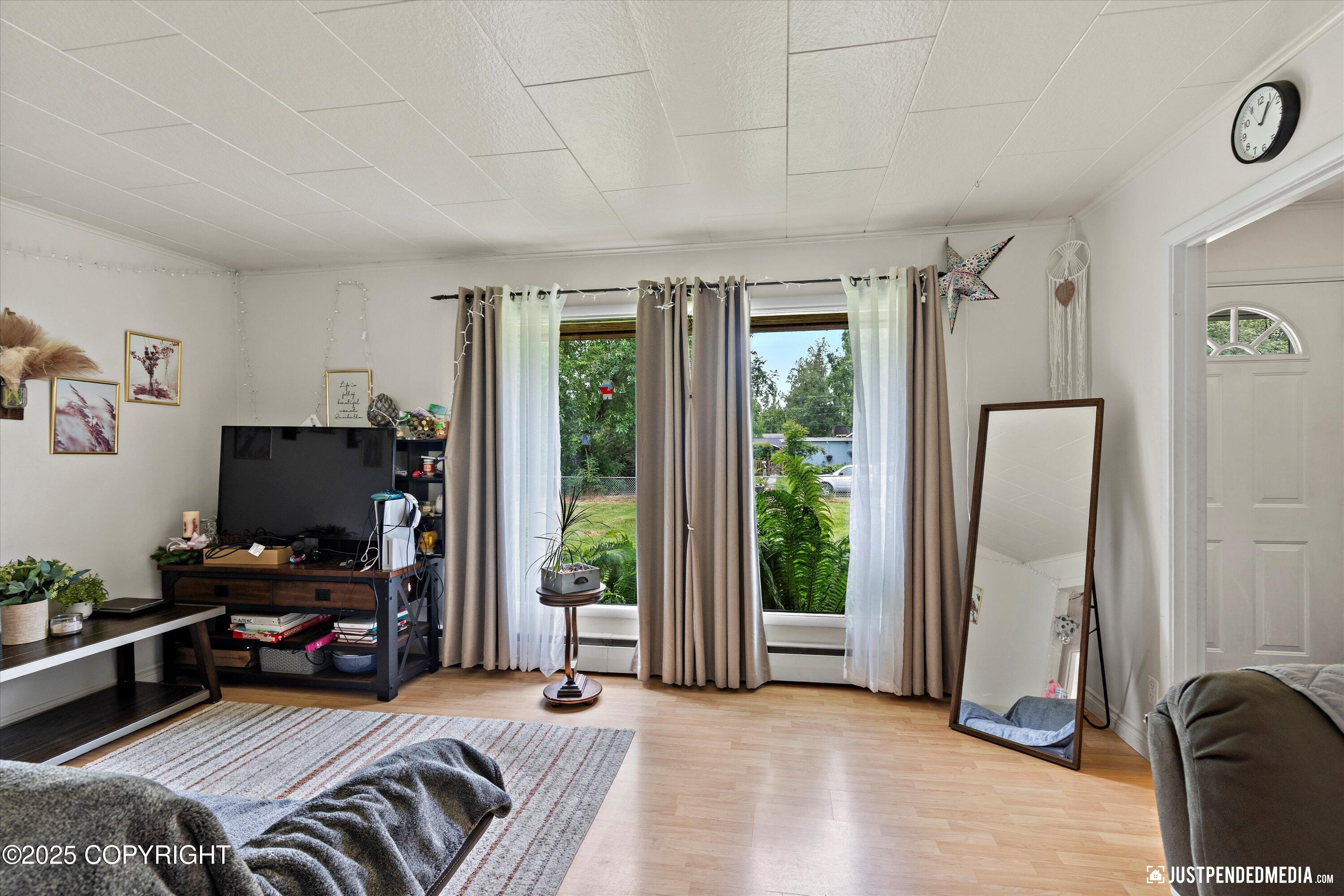 Anchorage, Alaska 99517, United States, 4 Bedrooms Bedrooms, ,2 BathroomsBathrooms,Residential,Active,173195