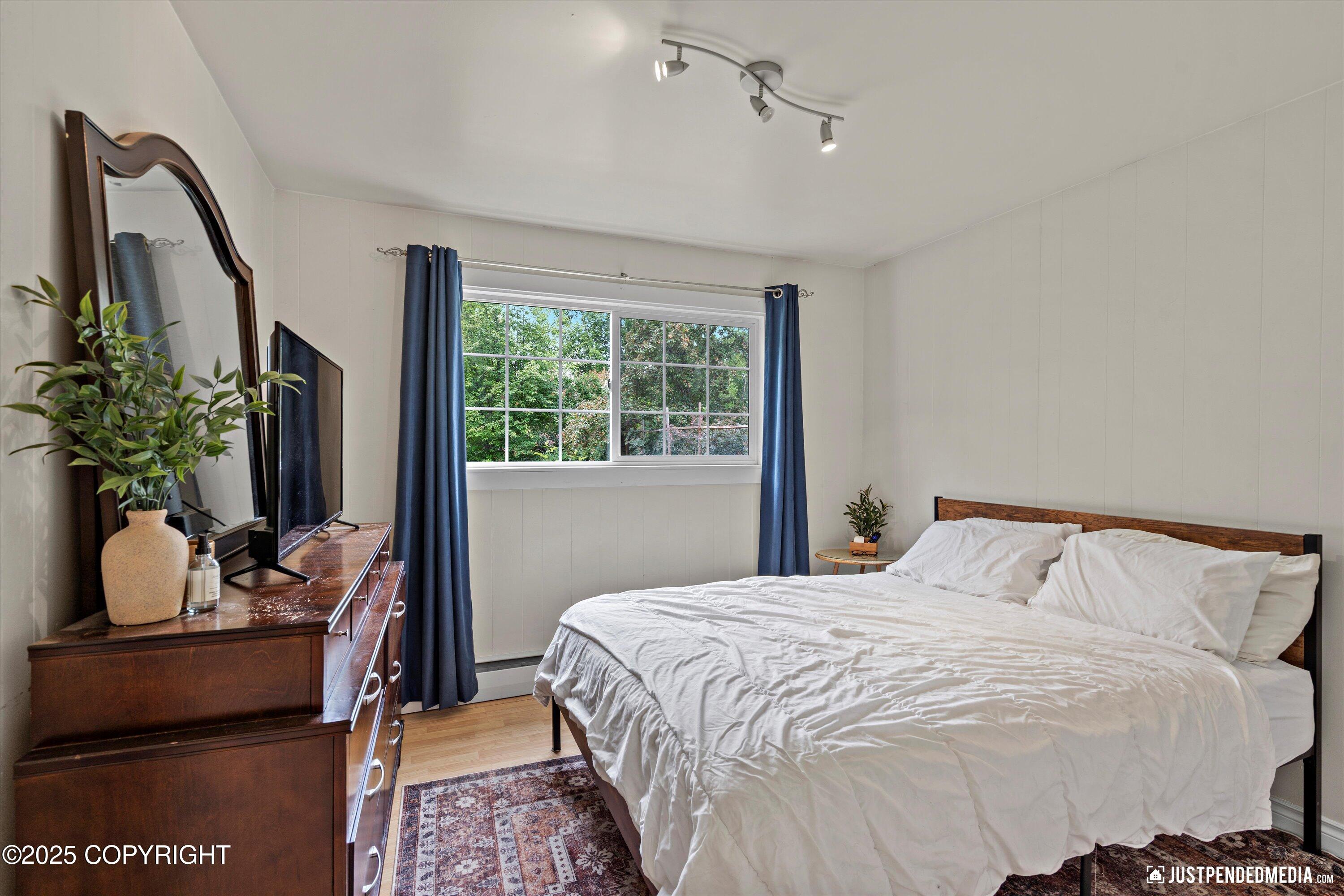 Anchorage, Alaska 99517, United States, 4 Bedrooms Bedrooms, ,2 BathroomsBathrooms,Residential,Active,173195