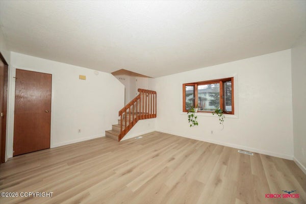 6141 GROSS DR, ANCHORAGE, AK 99507 - Image 59680cb2f0c547710d557934fc4a6d99/201918110