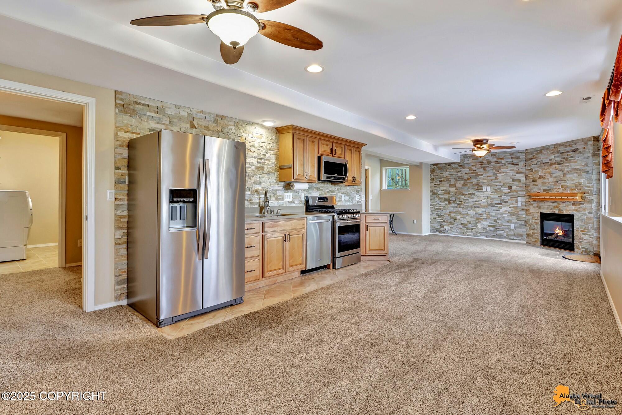 Eagle River, Alaska 99577, United States, 5 Bedrooms Bedrooms, ,4 BathroomsBathrooms,Residential,Pending,95715