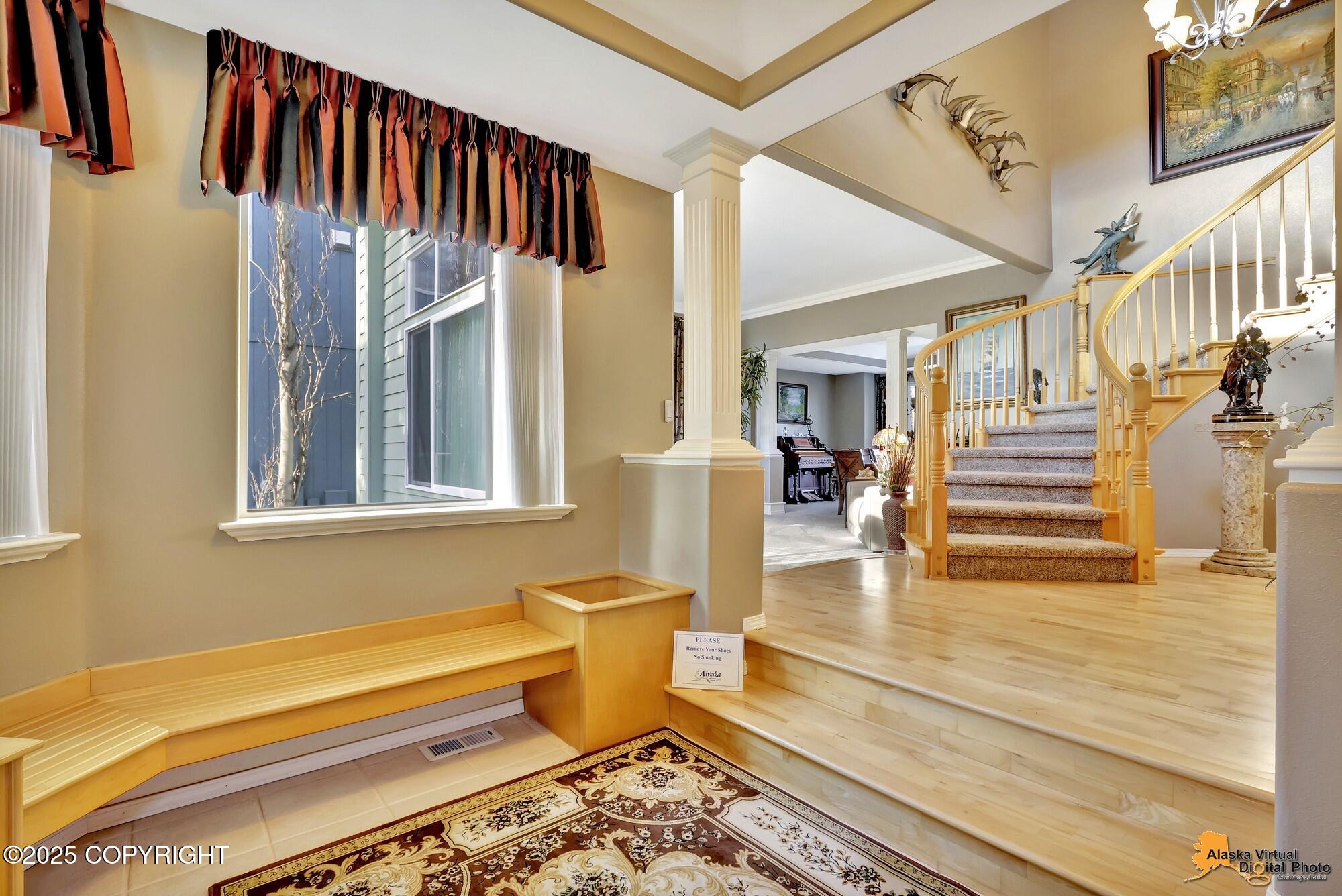 Eagle River, Alaska 99577, United States, 5 Bedrooms Bedrooms, ,4 BathroomsBathrooms,Residential,Pending,95715