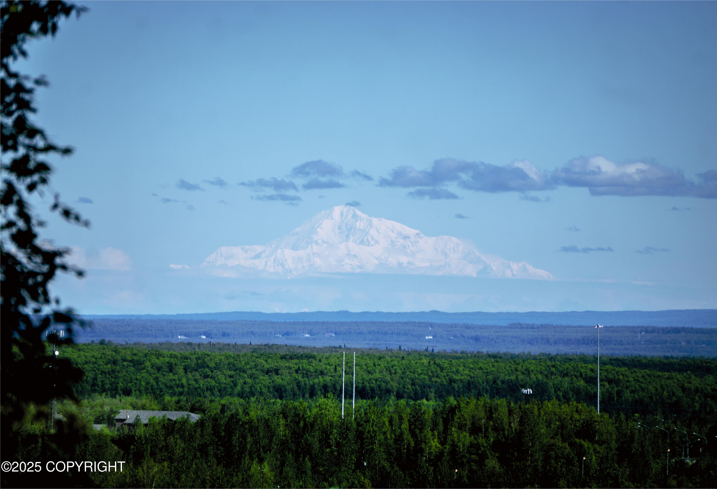 Eagle River, Alaska 99577, United States, 5 Bedrooms Bedrooms, ,4 BathroomsBathrooms,Residential,Pending,95715