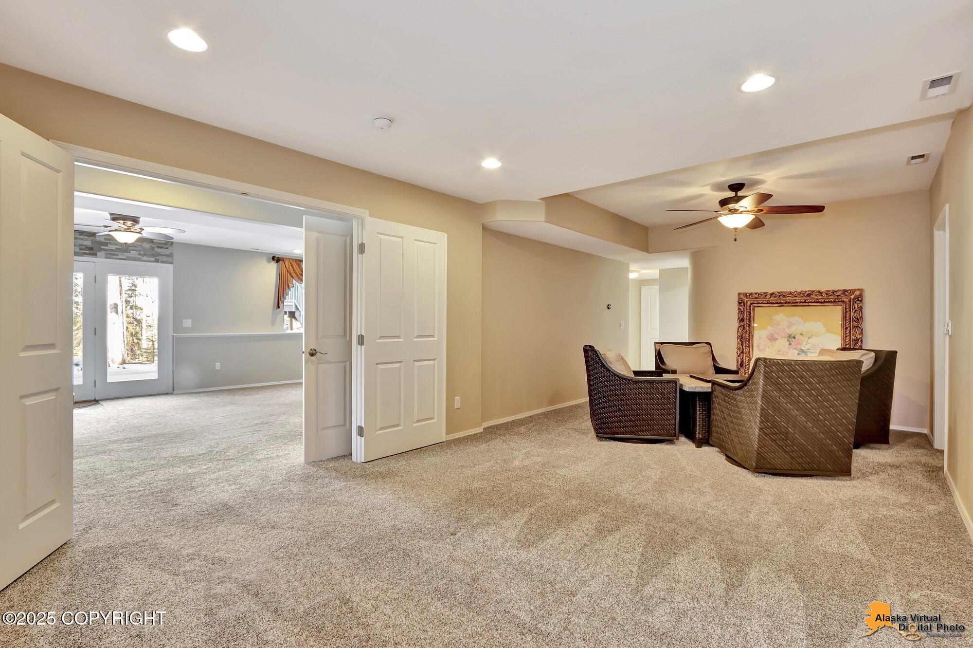 Eagle River, Alaska 99577, United States, 5 Bedrooms Bedrooms, ,4 BathroomsBathrooms,Residential,Pending,95715