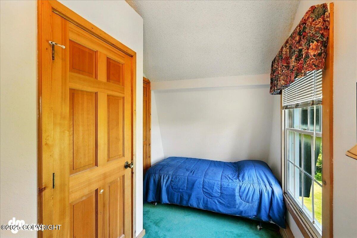 Ninilchik, Alaska 99639, United States, 6 Bedrooms Bedrooms, ,4 BathroomsBathrooms,Residential,Active,152173