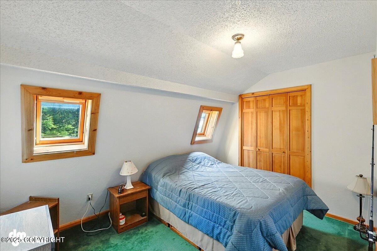 Ninilchik, Alaska 99639, United States, 6 Bedrooms Bedrooms, ,4 BathroomsBathrooms,Residential,Active,152173