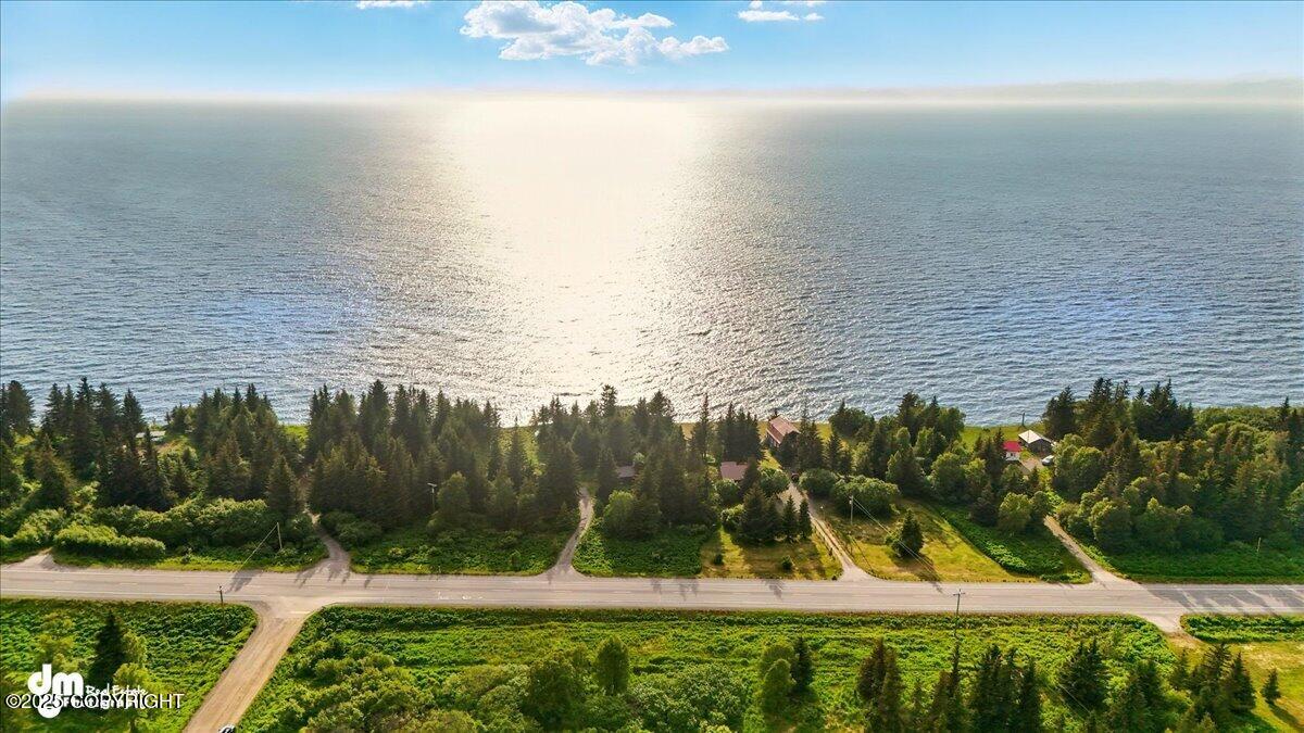 Ninilchik, Alaska 99639, United States, 6 Bedrooms Bedrooms, ,4 BathroomsBathrooms,Residential,Active,152173