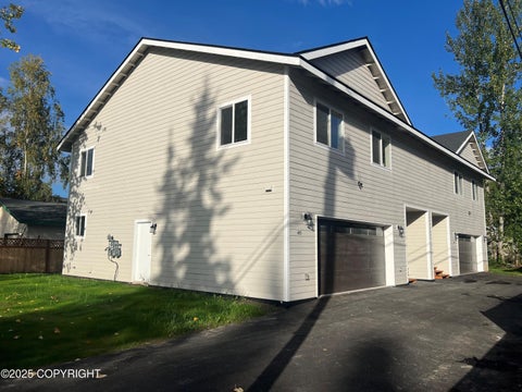 Homes For Sale - 445 Idaho Street<br/> Anchorage, AK 99504