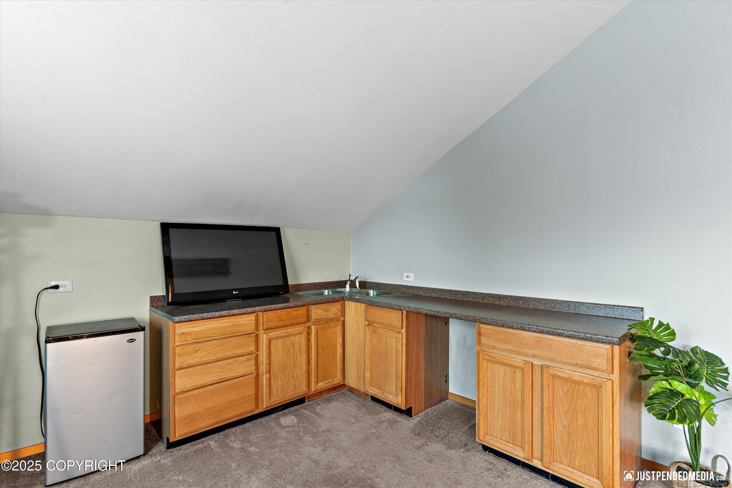 6537 Air Guard Road, Anchorage, Alaska image 44