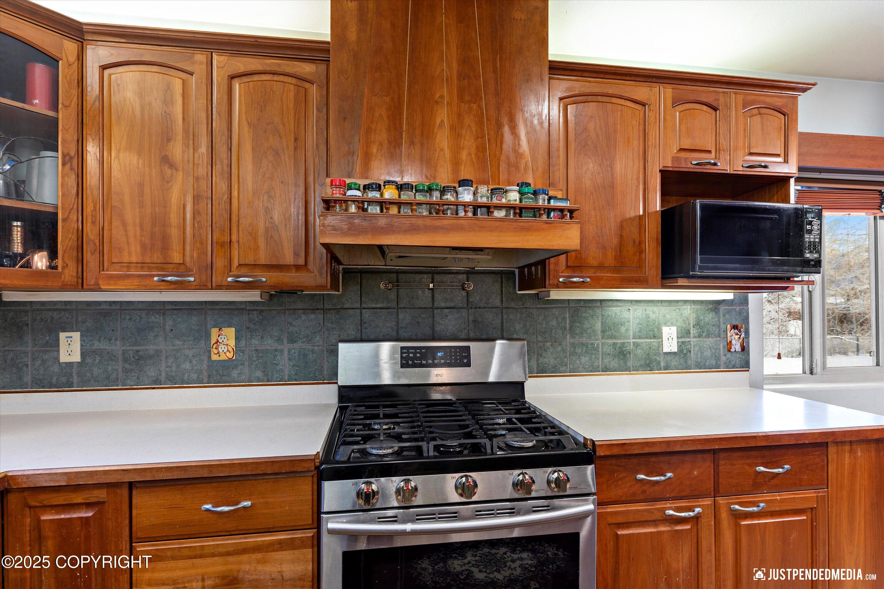 6537 Air Guard Road, Anchorage, Alaska image 21