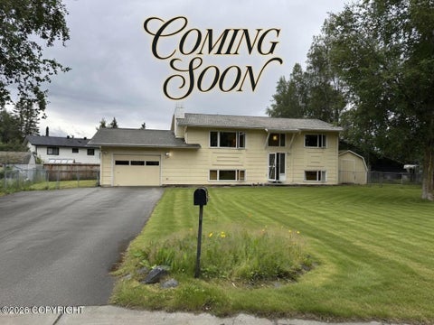 Homes For Sale - 5068 Bryn Mawr Court<br/> Anchorage, AK 99508