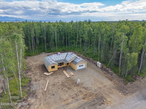 Photo of 7706 W Hentila Street, Wasilla, AK 99623 (MLS # 26-8446)