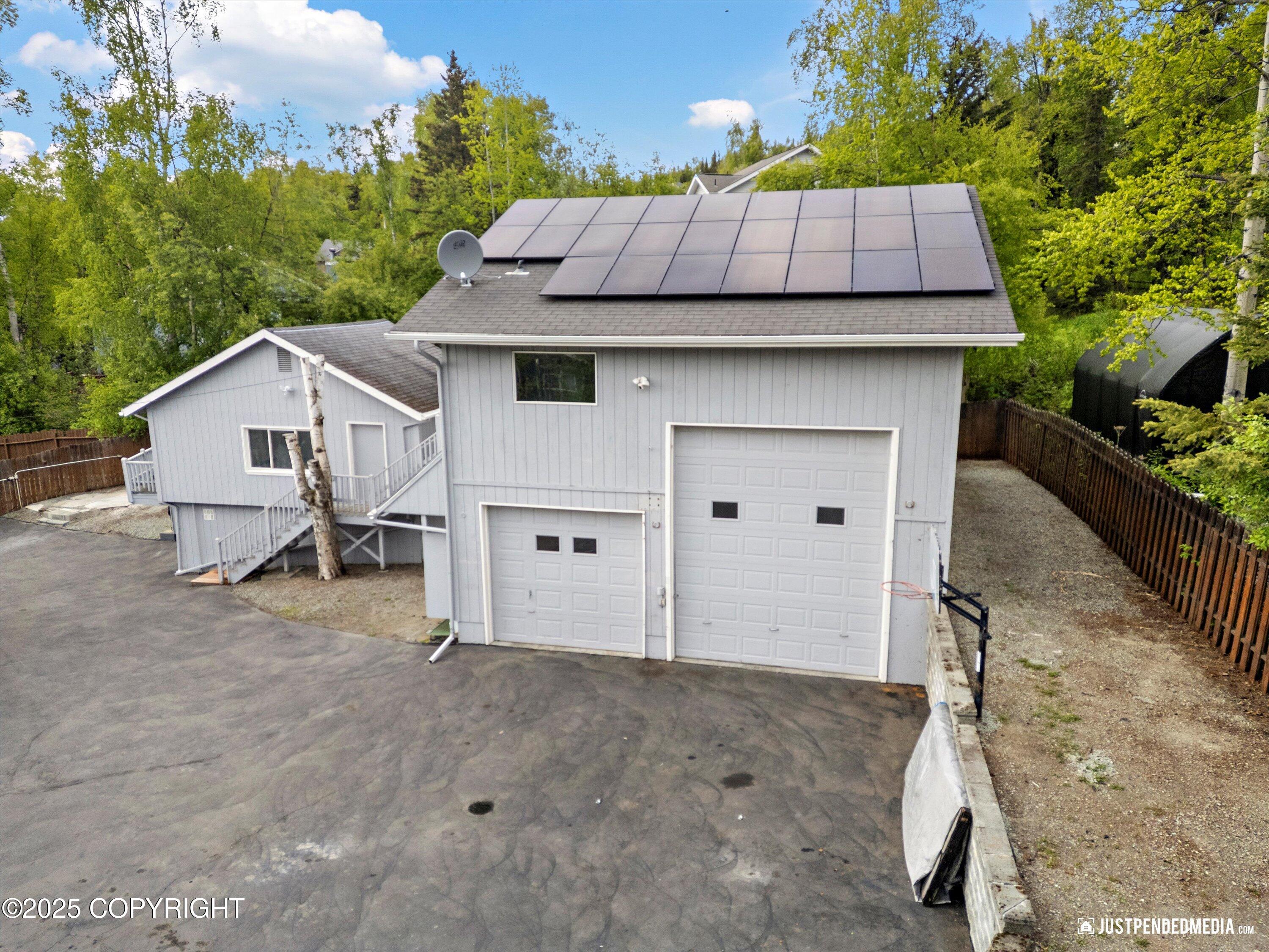 10931 Adanak Circle, Eagle River, Alaska image 2