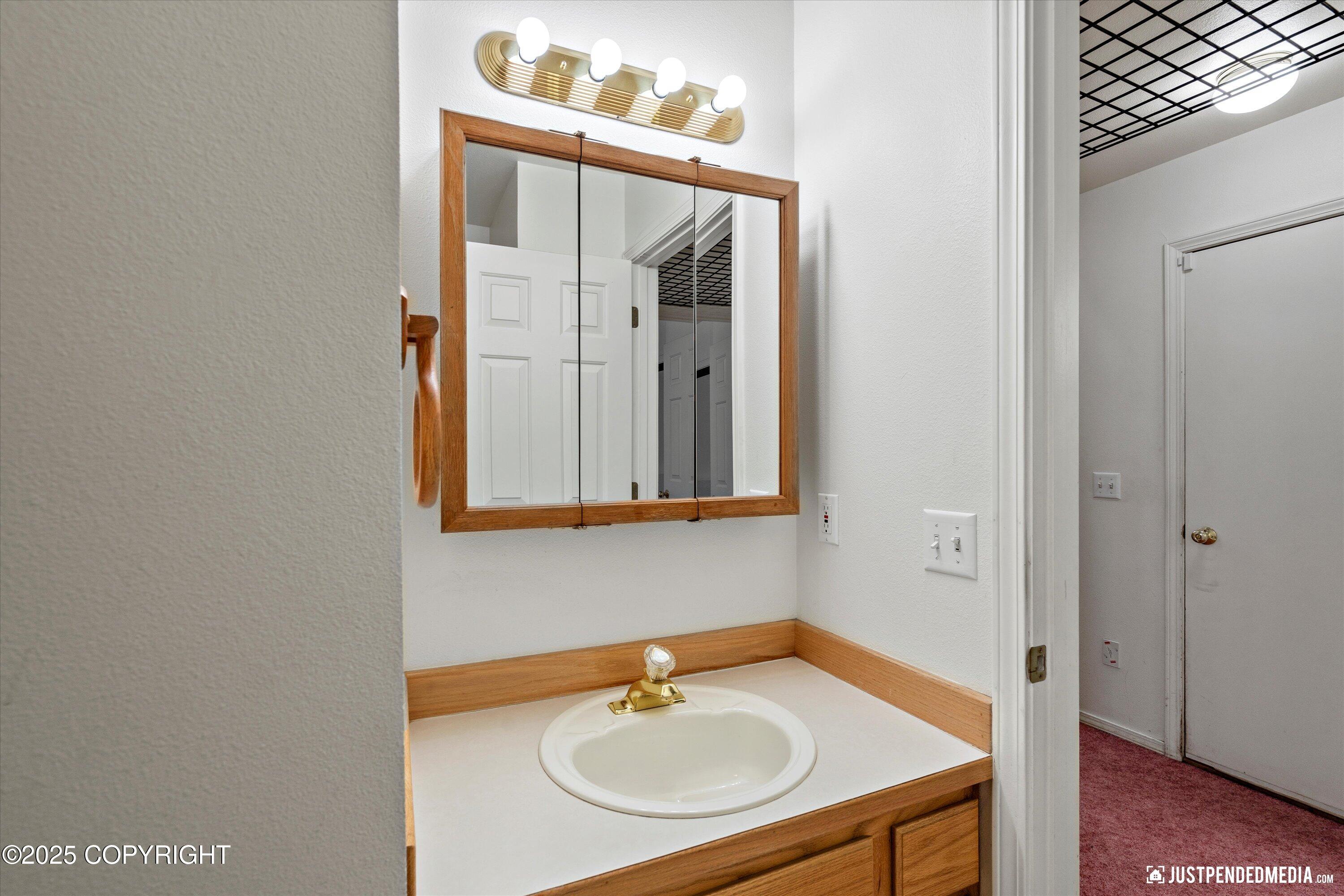 10931 Adanak Circle, Eagle River, Alaska image 37