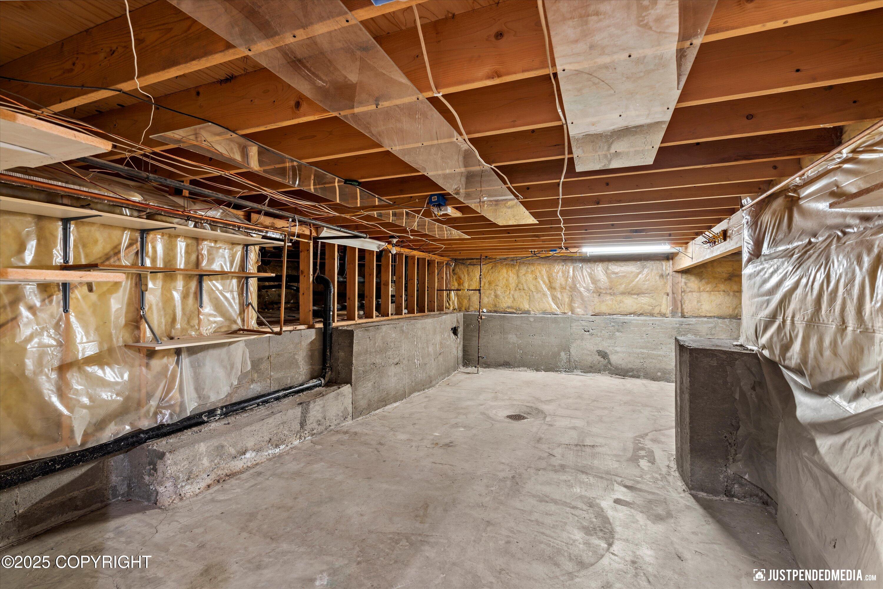 10931 Adanak Circle, Eagle River, Alaska image 43