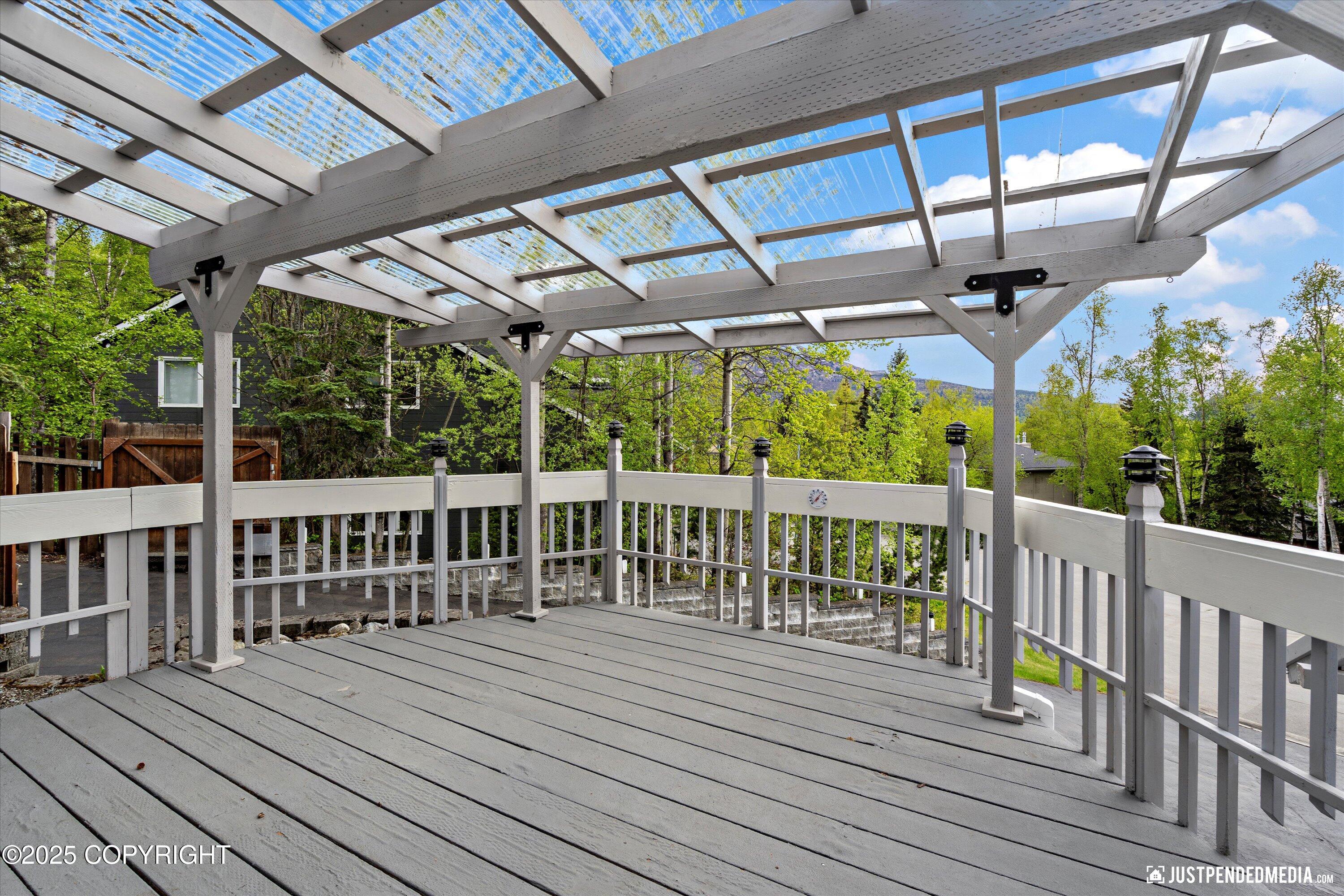 10931 Adanak Circle, Eagle River, Alaska image 4