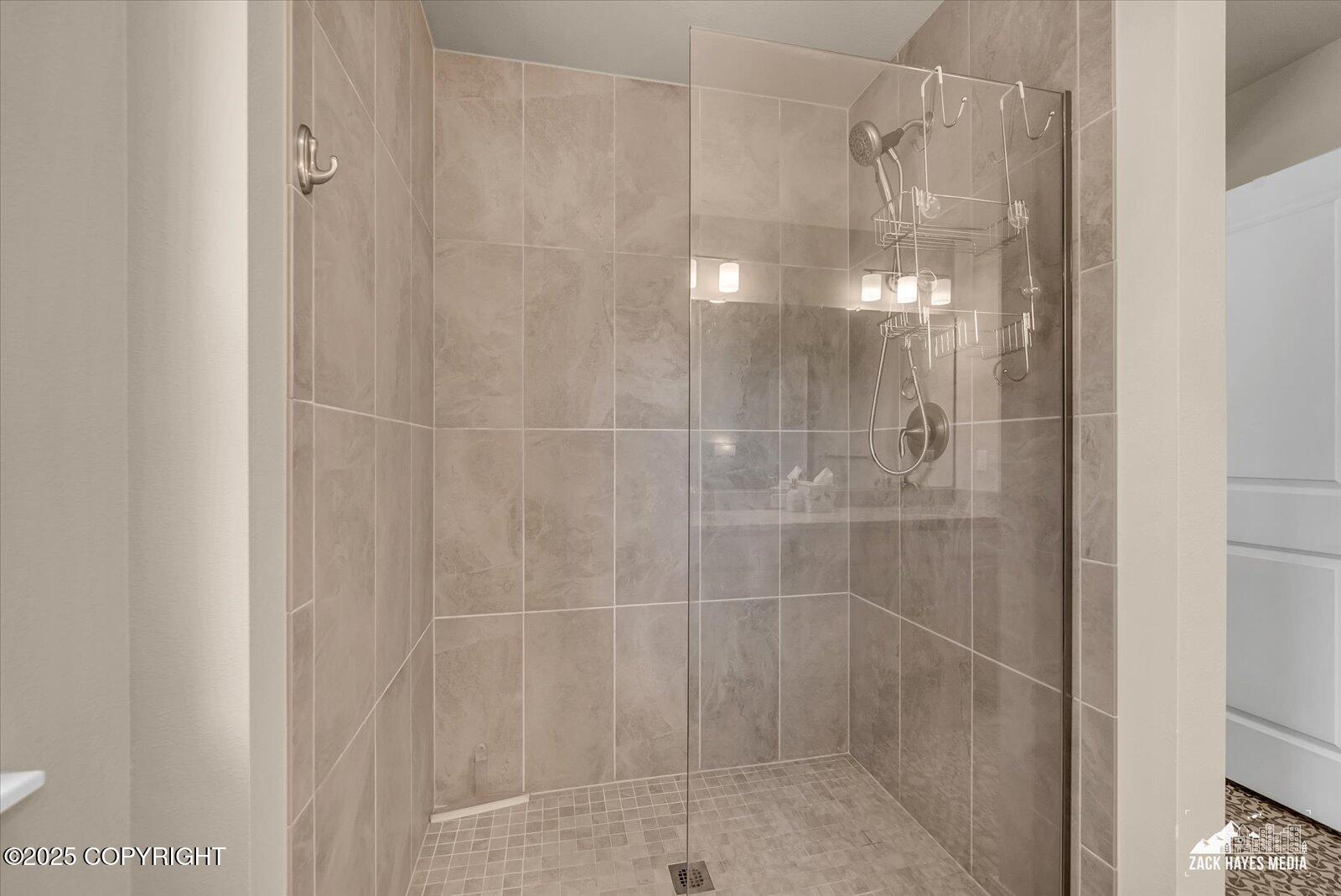 8620 Jade Street, Anchorage, Alaska image 40