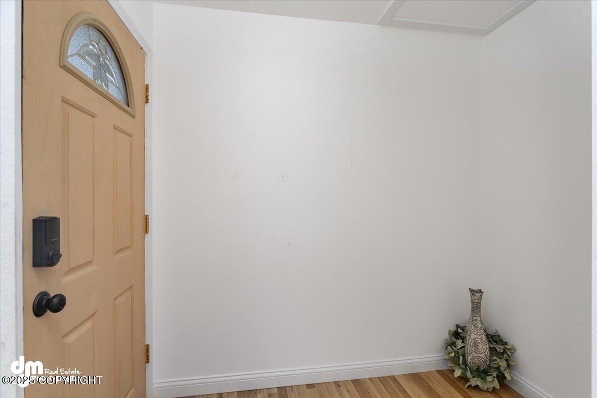 6370 W Commadore Lane, Wasilla, Pennsylvania image 4