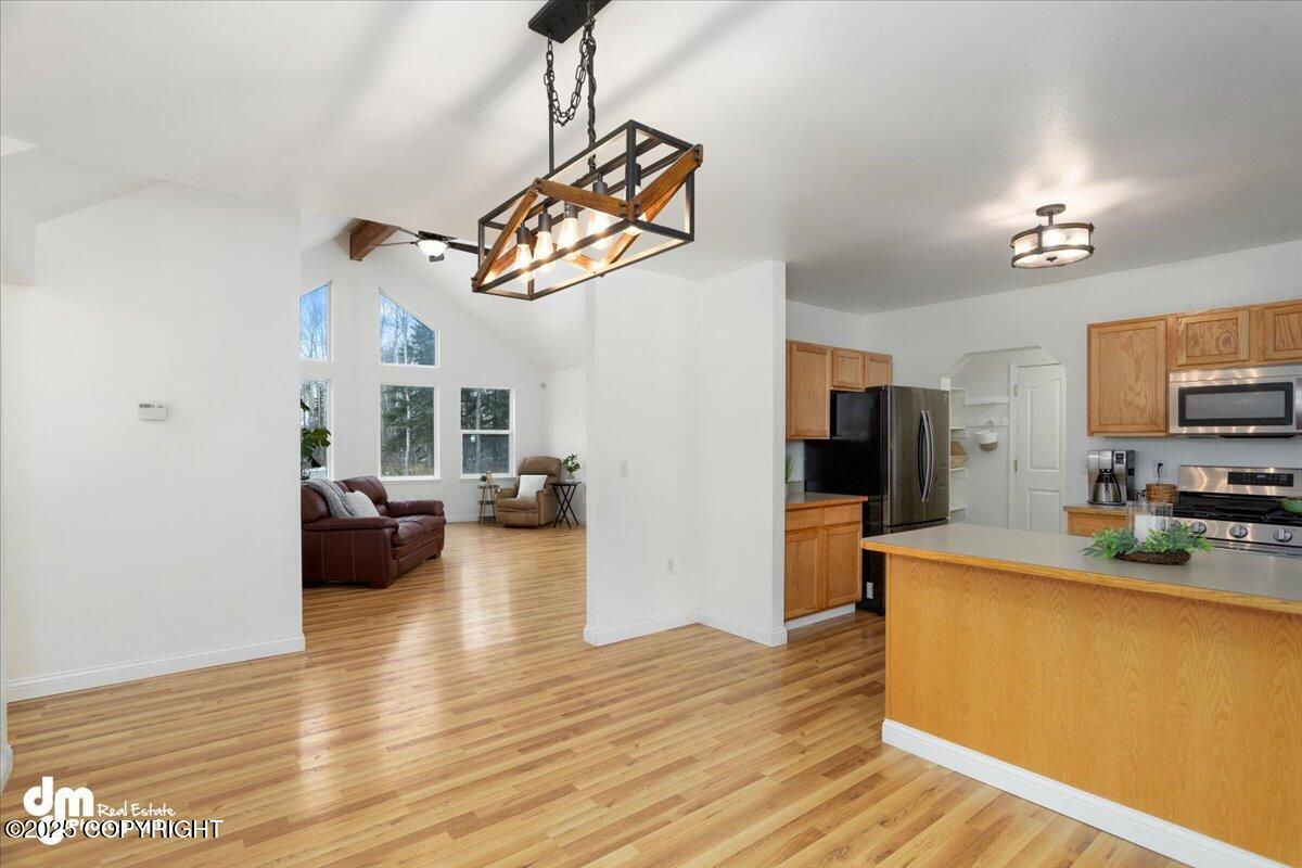 6370 W Commadore Lane, Wasilla, Pennsylvania image 13
