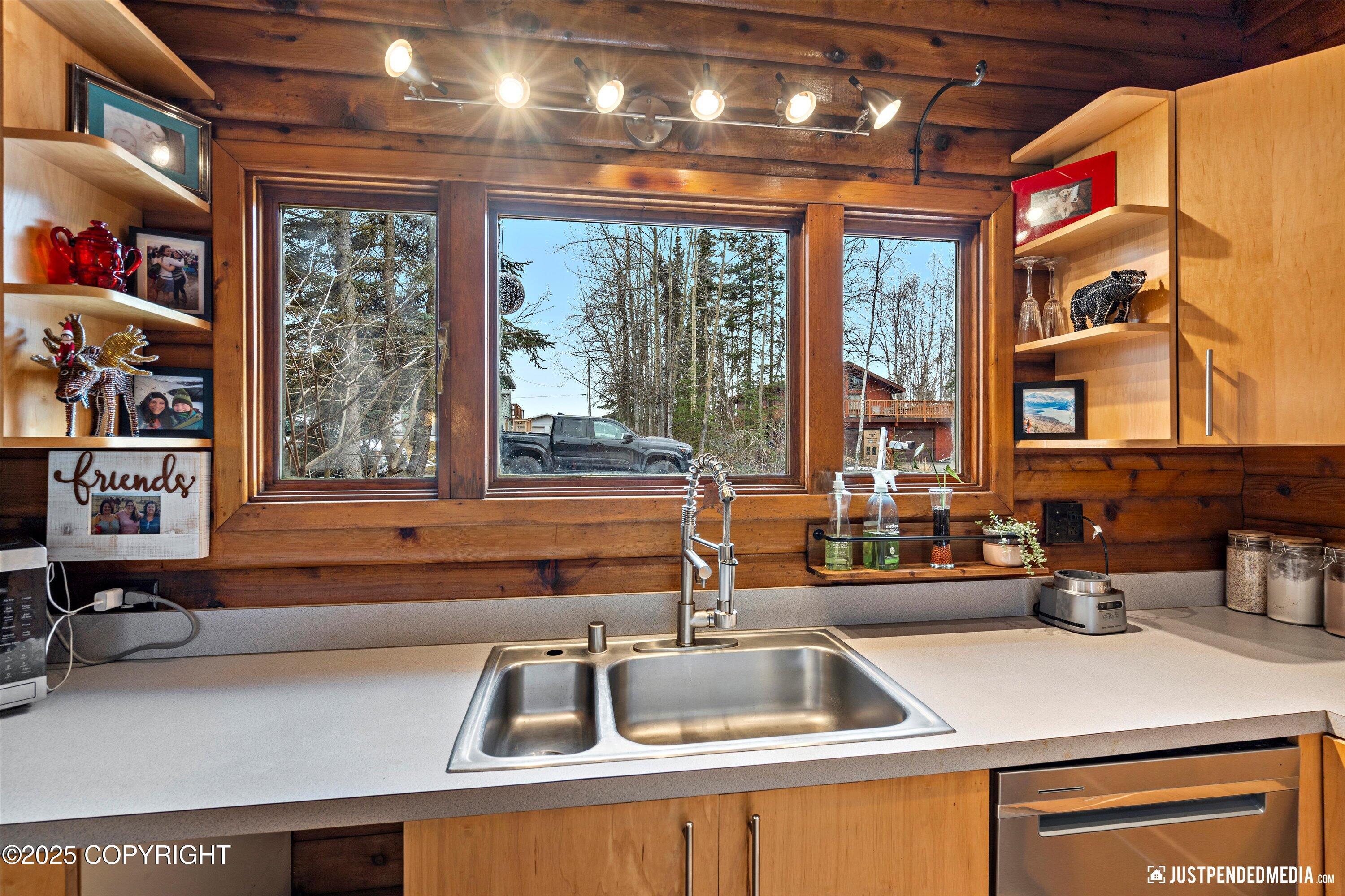 9011 Granite Place, Anchorage, Alaska image 10
