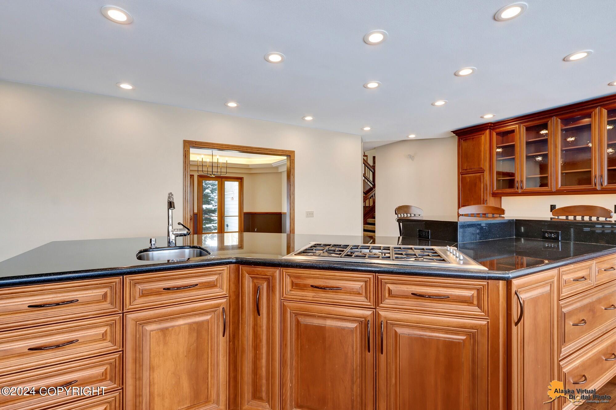 10600 Schuss Drive, Anchorage, Alaska image 32