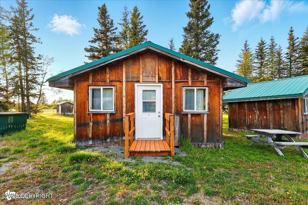 Ninilchik, Alaska 99639, United States, 11 Bedrooms Bedrooms, ,11 BathroomsBathrooms,Residential,Active,144240