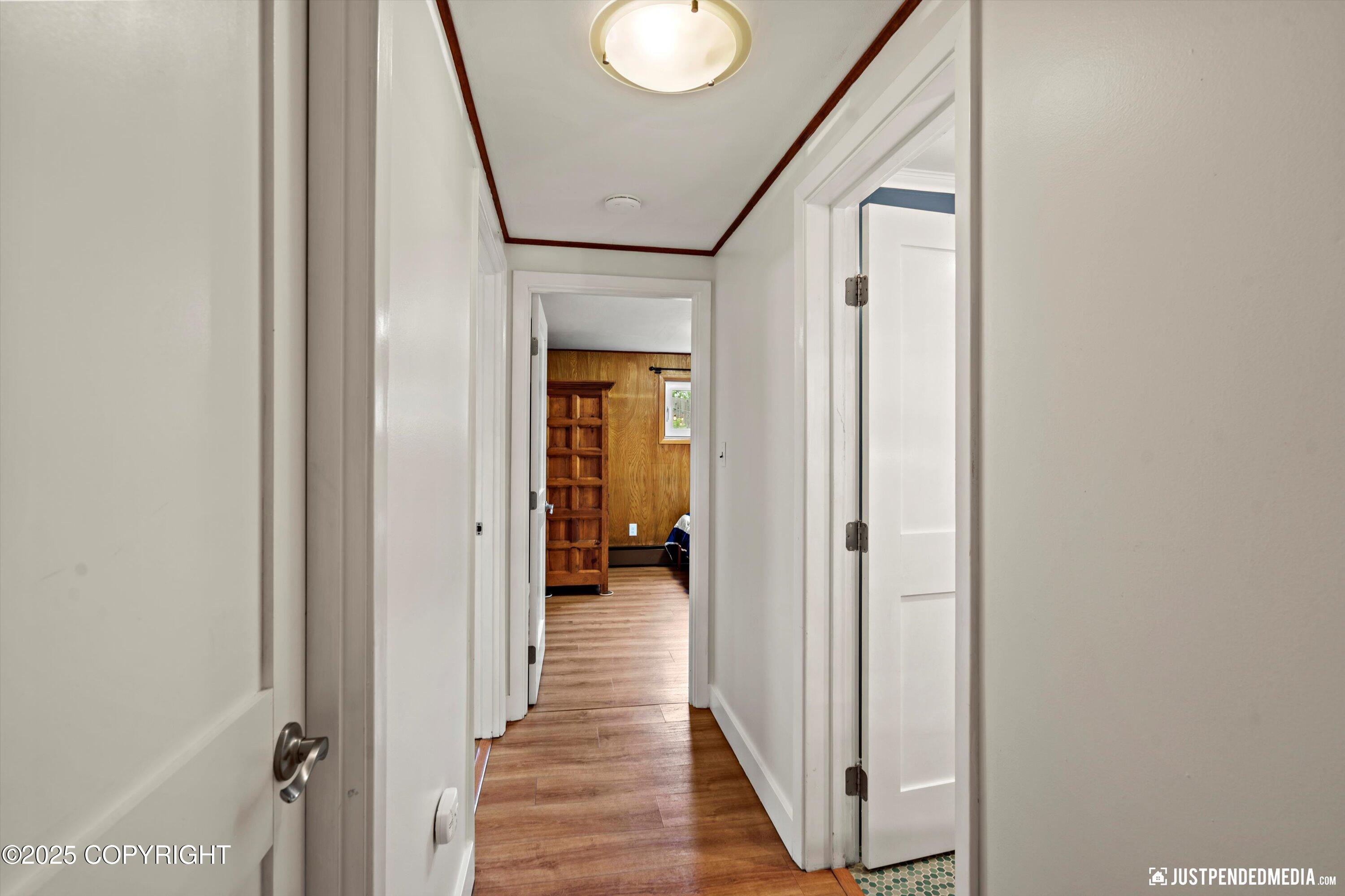 Anchorage, Alaska 99501, United States, 4 Bedrooms Bedrooms, ,2 BathroomsBathrooms,Residential,Pending,196821