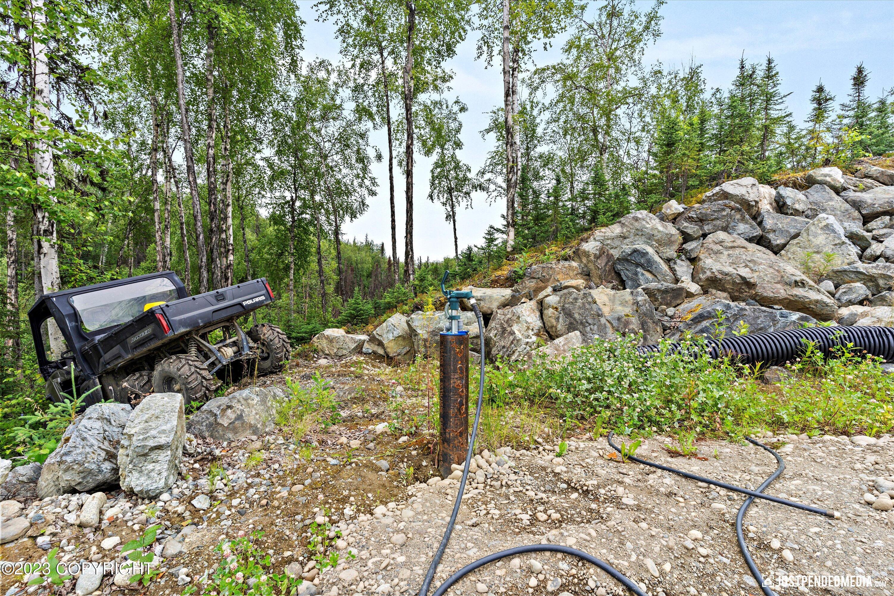 4413 Call Of The Wild Road, Wasilla, Pennsylvania image 12