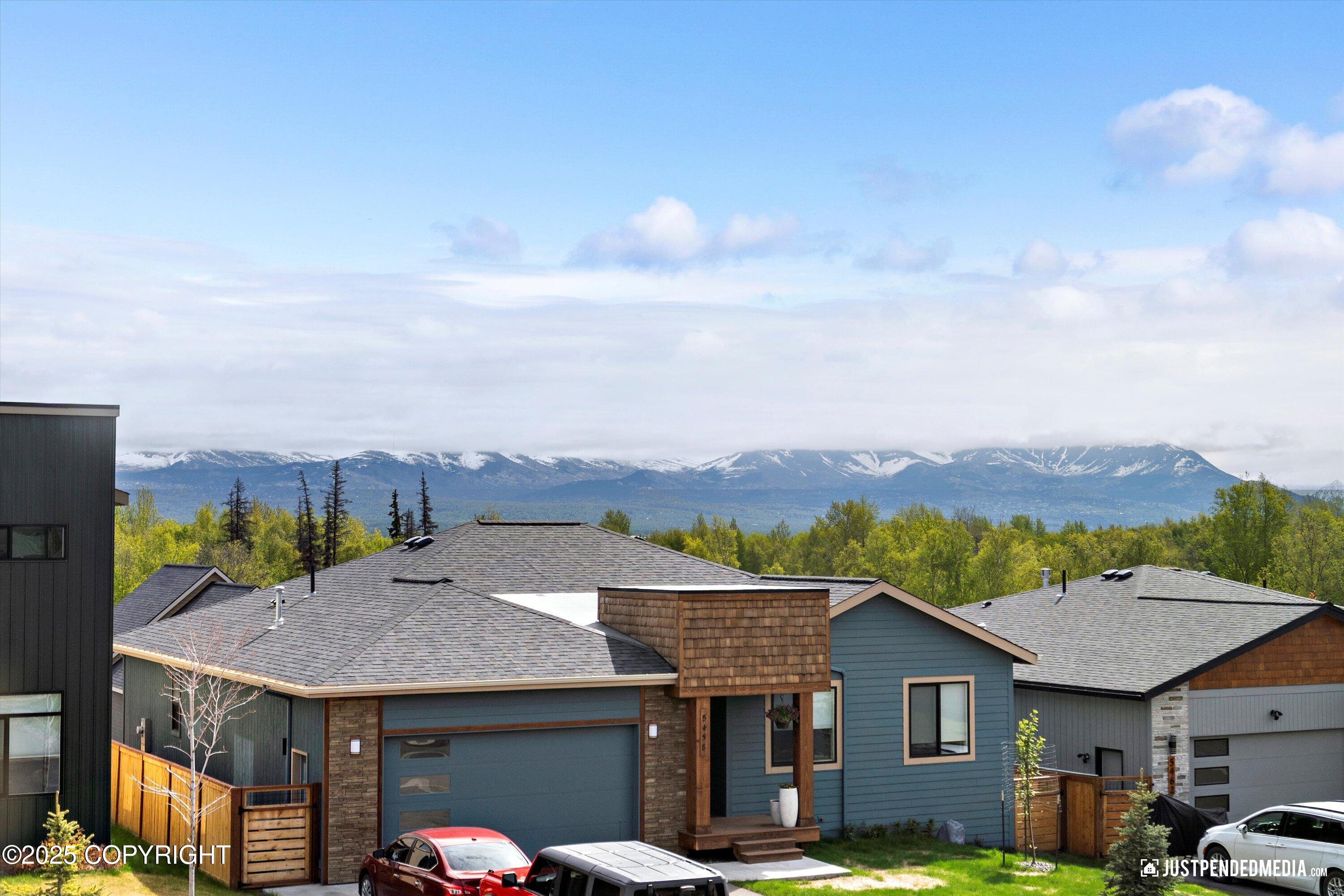 Anchorage, Alaska 99502, United States, 4 Bedrooms Bedrooms, ,3 BathroomsBathrooms,Residential,Pending,140294