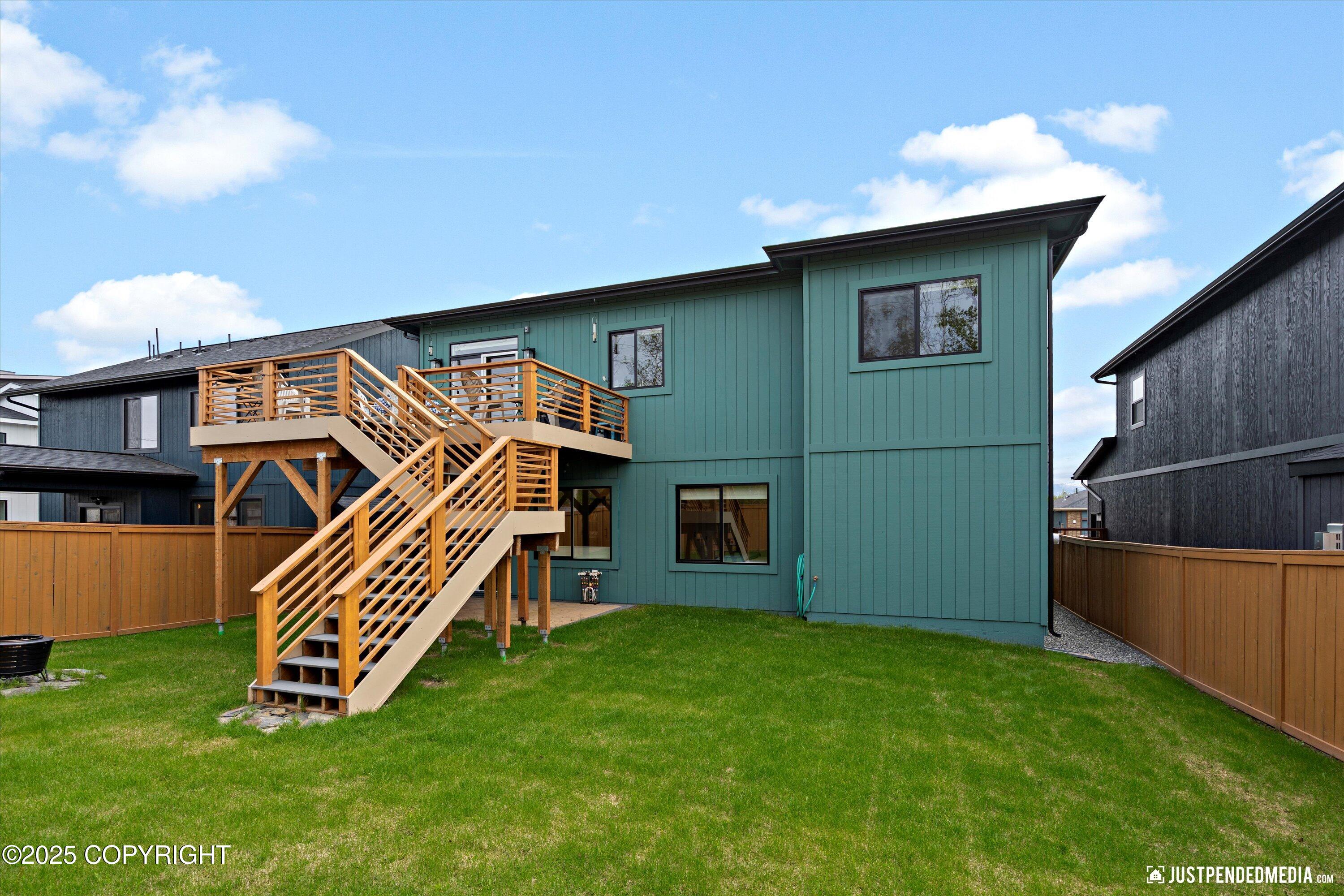 Anchorage, Alaska 99502, United States, 4 Bedrooms Bedrooms, ,3 BathroomsBathrooms,Residential,Pending,140294