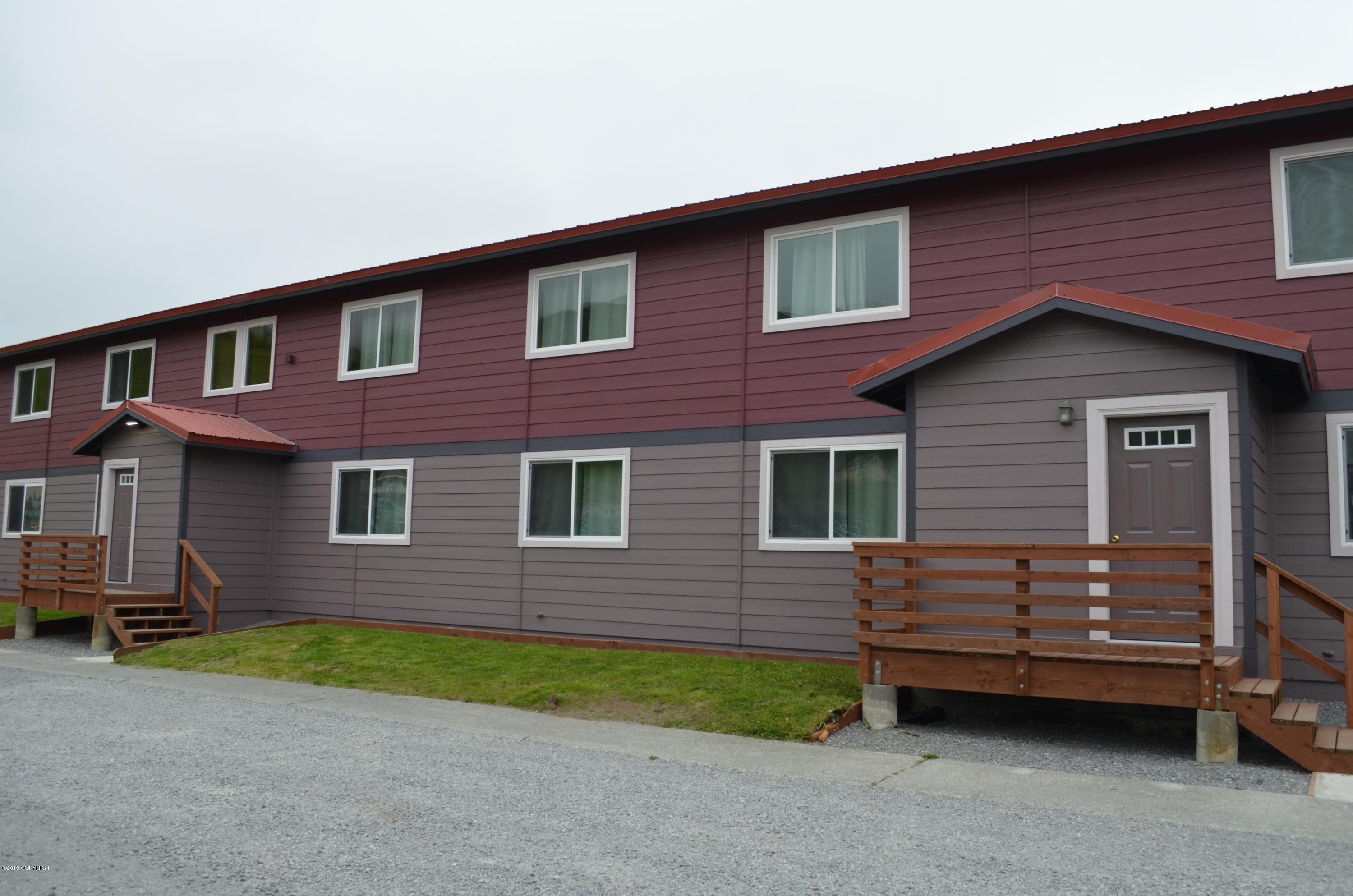 1080 E Broadway Avenue