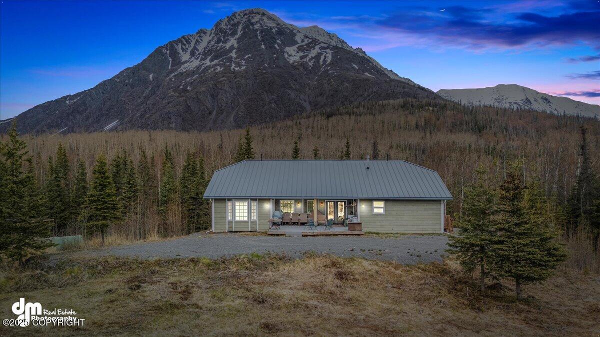 Cooper Landing, Alaska 99572, United States, 4 Bedrooms Bedrooms, ,3 BathroomsBathrooms,Residential,Active,116603