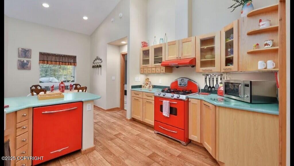 Cooper Landing, Alaska 99572, United States, 4 Bedrooms Bedrooms, ,3 BathroomsBathrooms,Residential,Active,116603