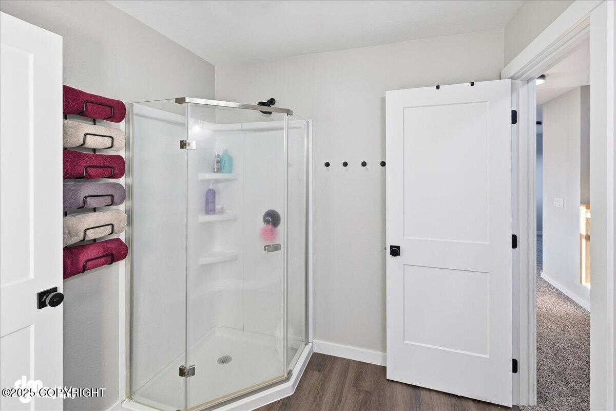 Anchor Point, Alaska 99556, United States, 6 Bedrooms Bedrooms, ,3 BathroomsBathrooms,Residential,Active,230556