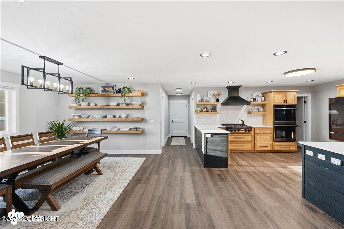 Anchor Point, Alaska 99556, United States, 6 Bedrooms Bedrooms, ,3 BathroomsBathrooms,Residential,Active,230556