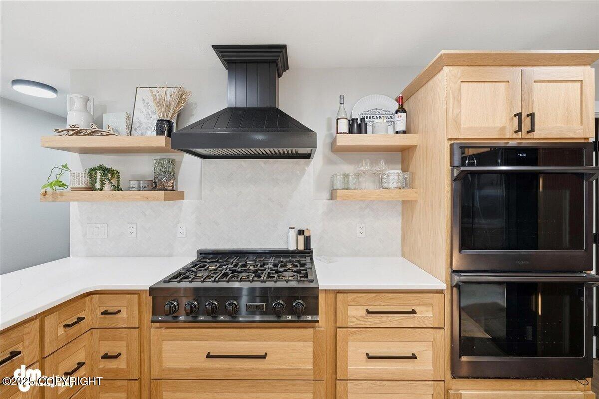 Anchor Point, Alaska 99556, United States, 6 Bedrooms Bedrooms, ,3 BathroomsBathrooms,Residential,Active,230556