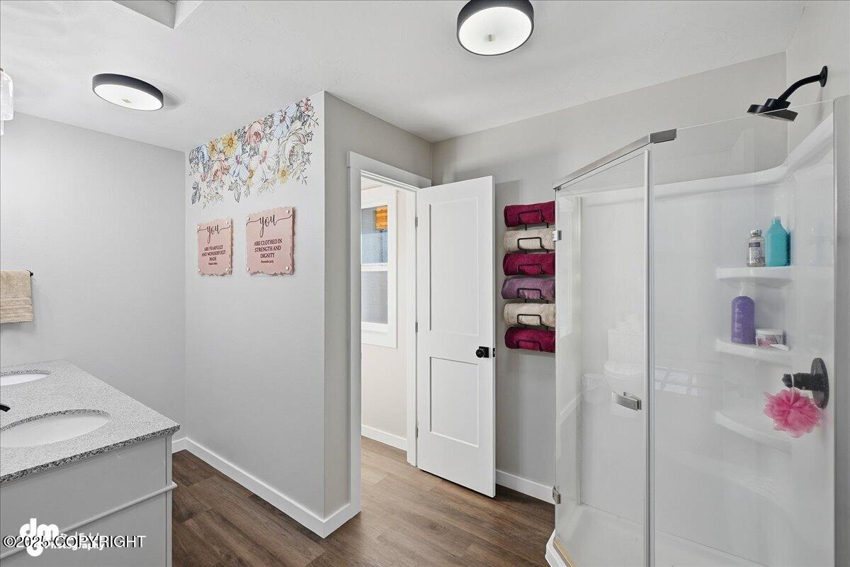 Anchor Point, Alaska 99556, United States, 6 Bedrooms Bedrooms, ,3 BathroomsBathrooms,Residential,Active,230556