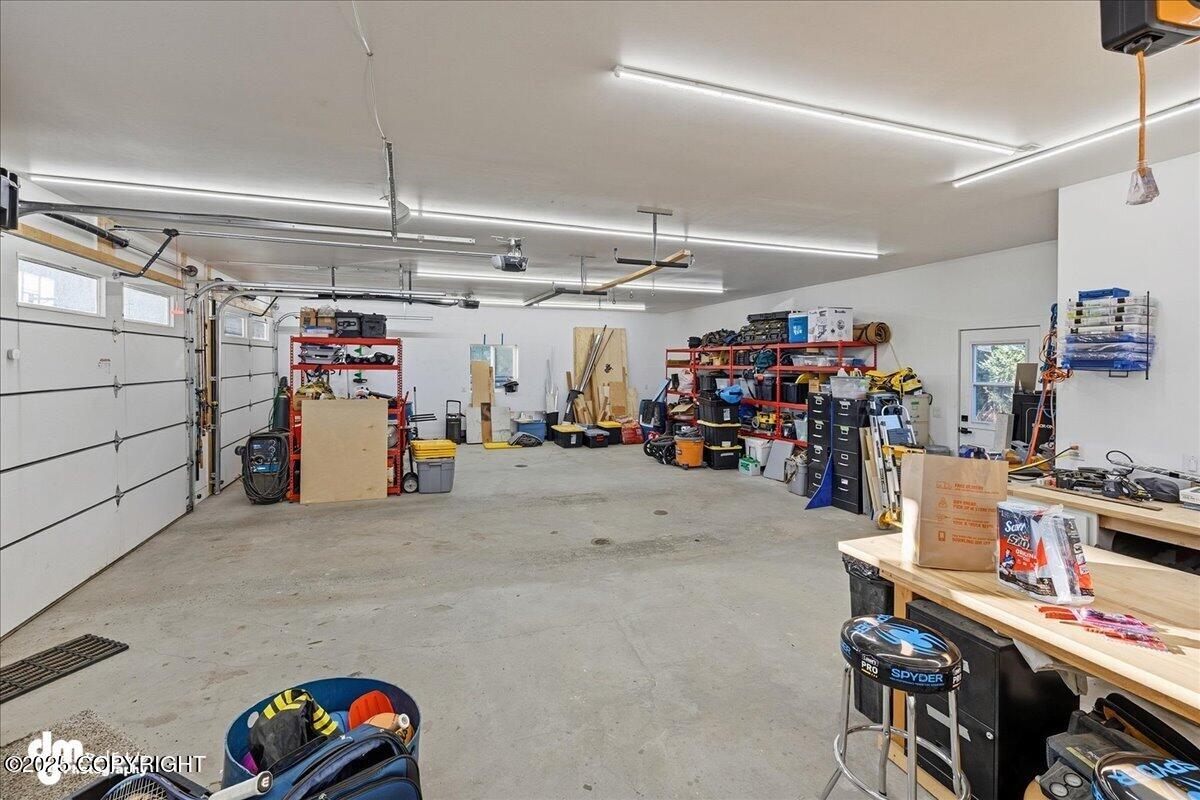 Anchor Point, Alaska 99556, United States, 6 Bedrooms Bedrooms, ,3 BathroomsBathrooms,Residential,Active,230556