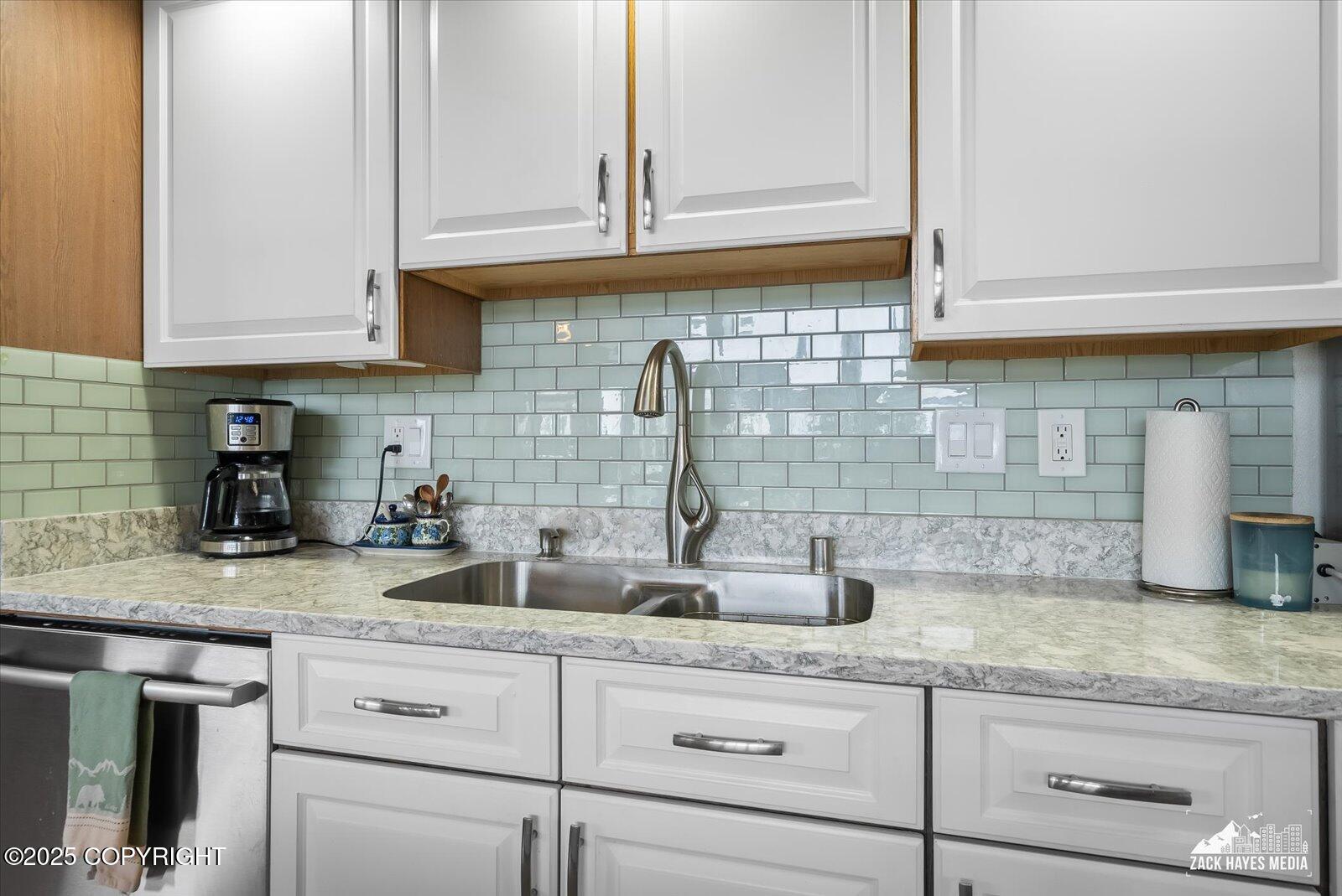 9301 Panorama Drive, Anchorage, Alaska image 13