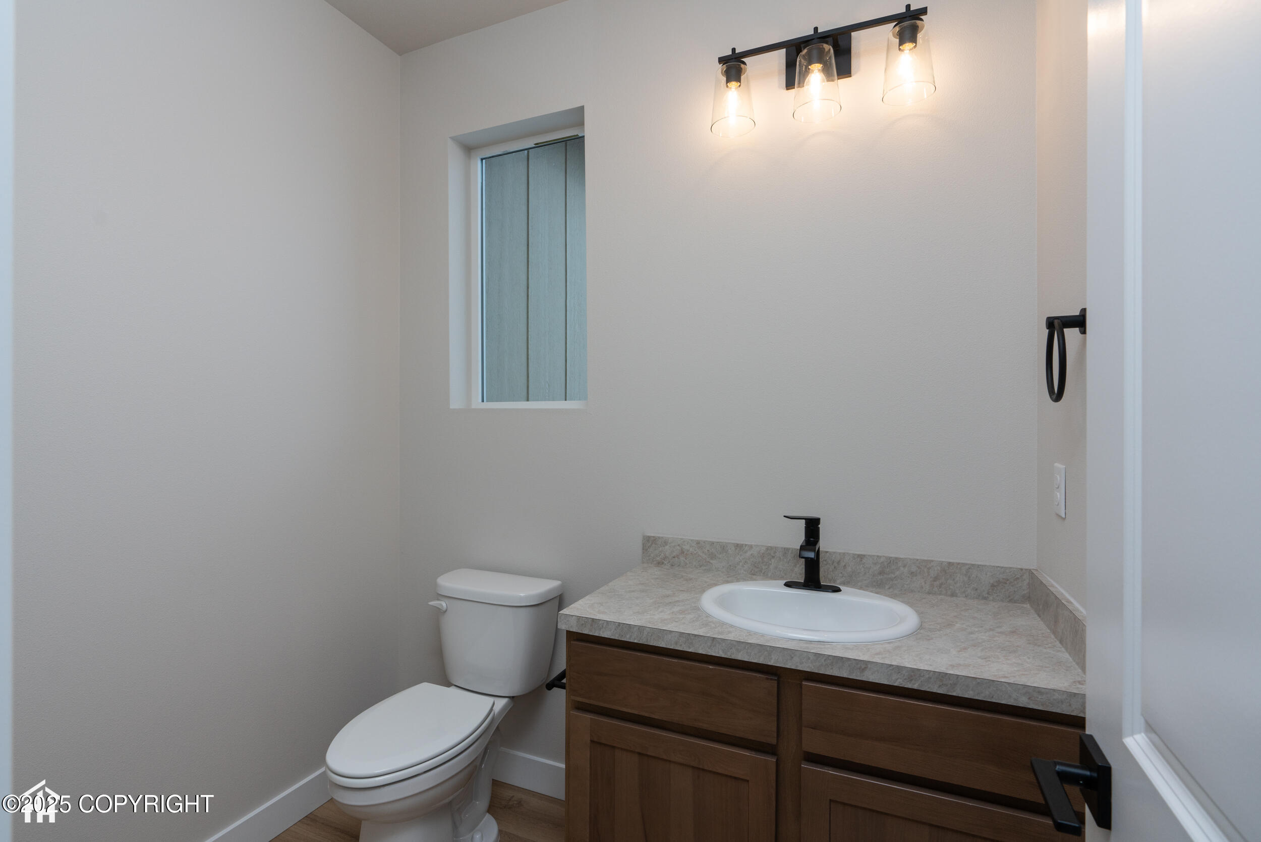 8787 Turlock Drive, Eagle River, Alaska image 7