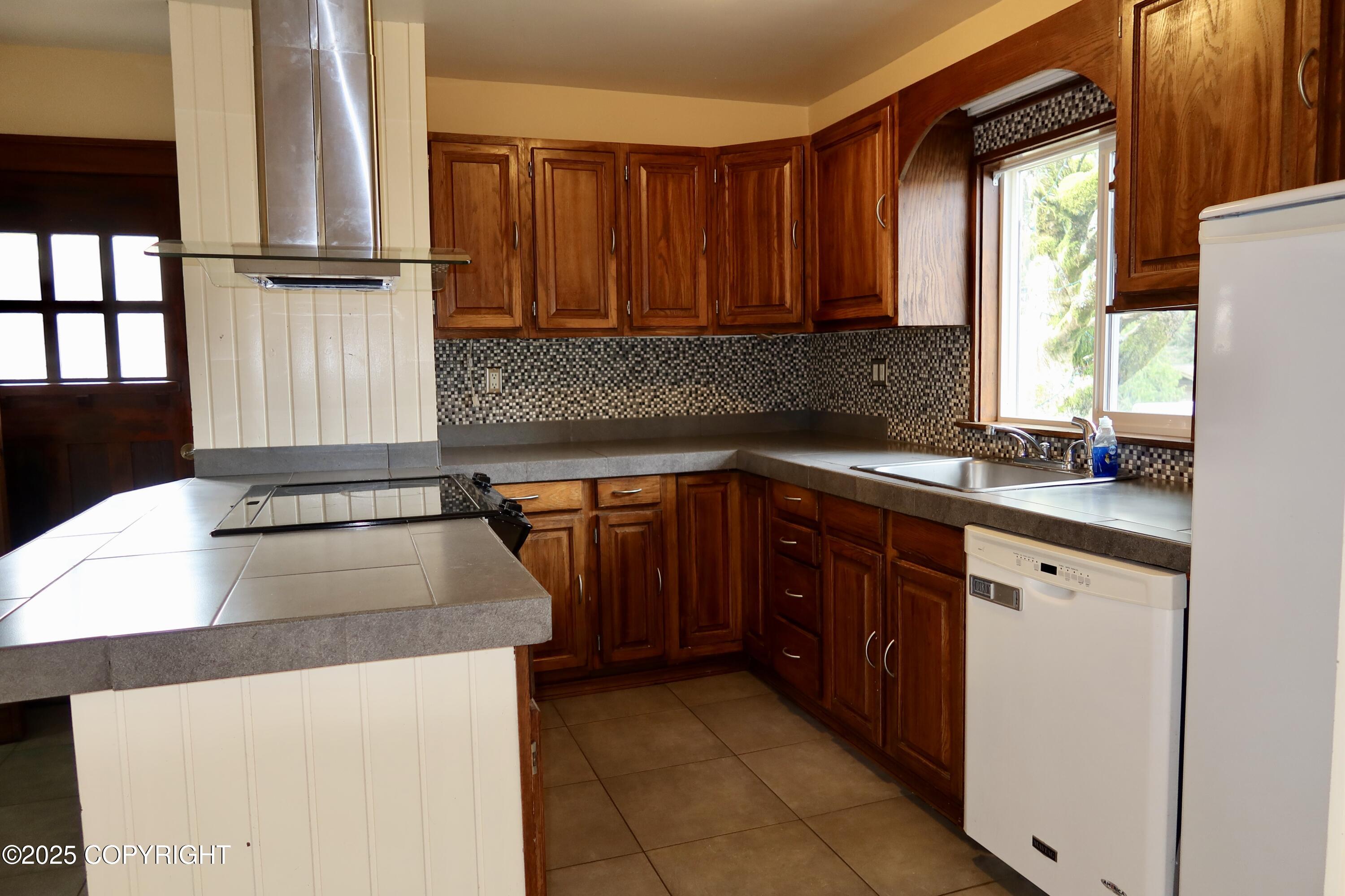 3718 N Hillside Road, Ketchikan, Pennsylvania image 7