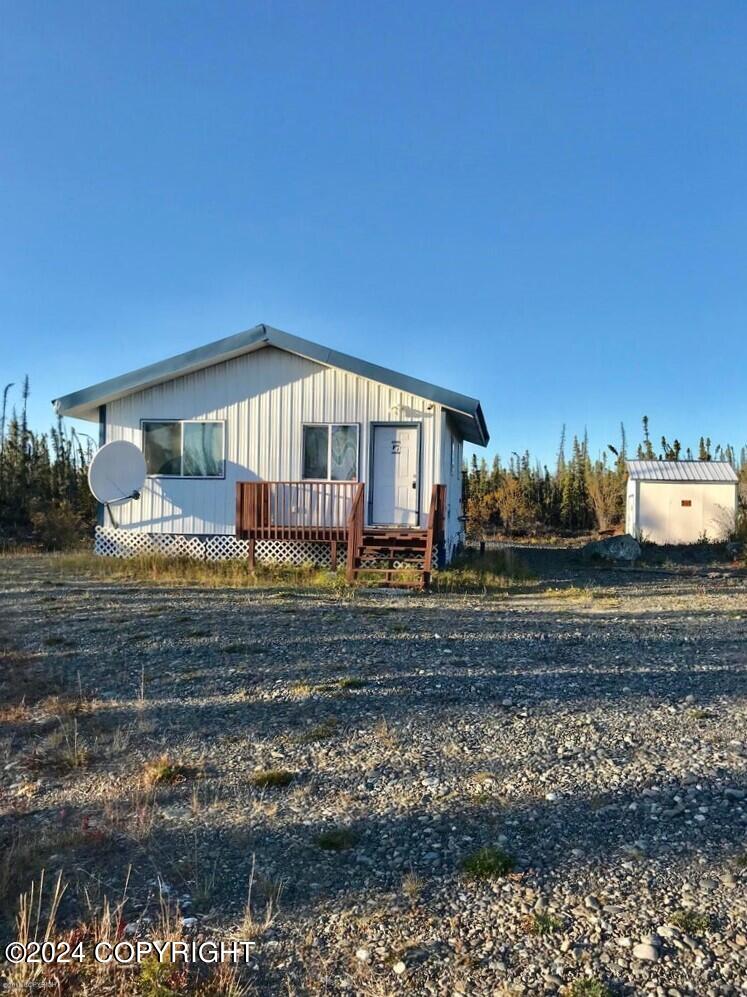 1020 Glenn Highway, Glennallen, Alaska image 2