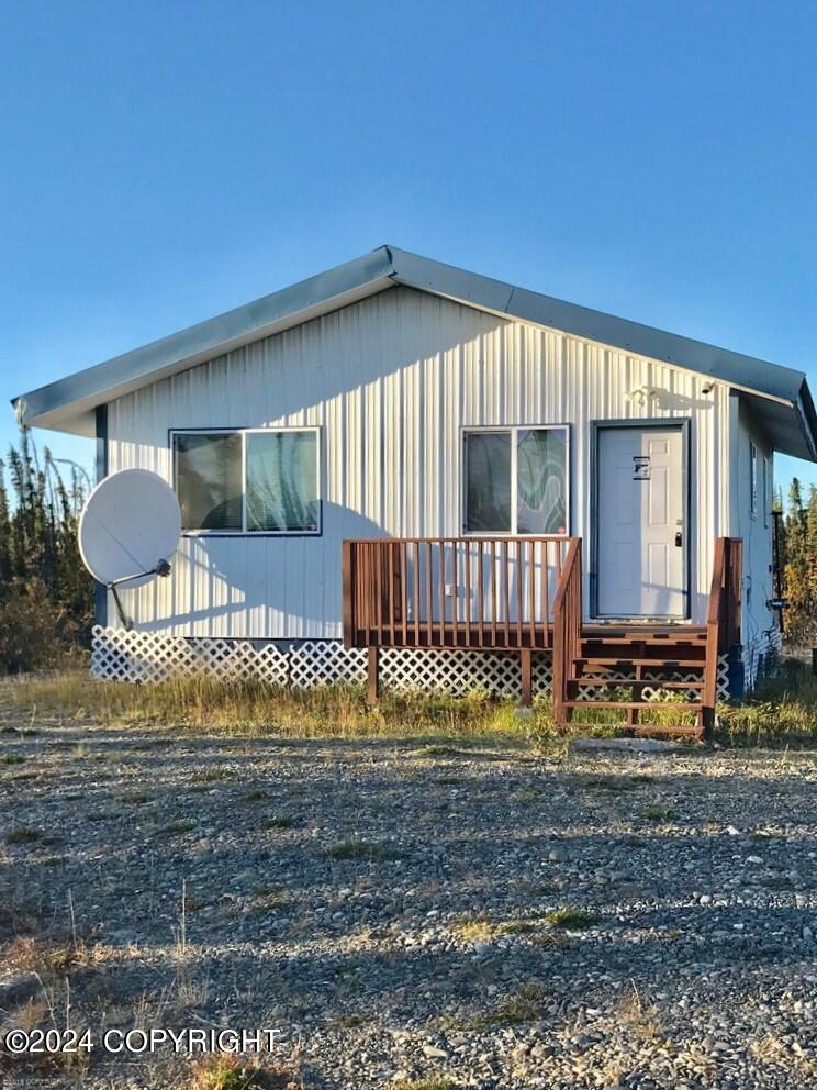 1020 Glenn Highway, Glennallen, Alaska image 1