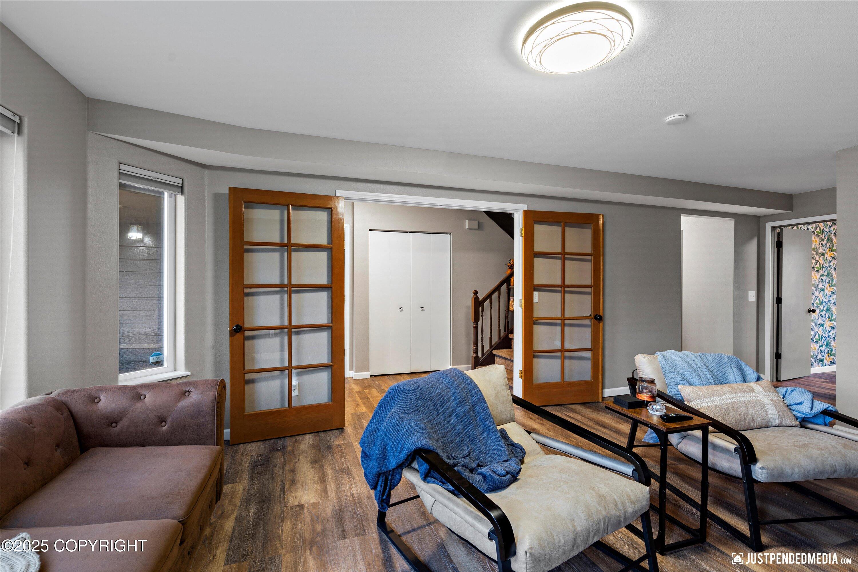 800 Howard Circle, Anchorage, Alaska image 38