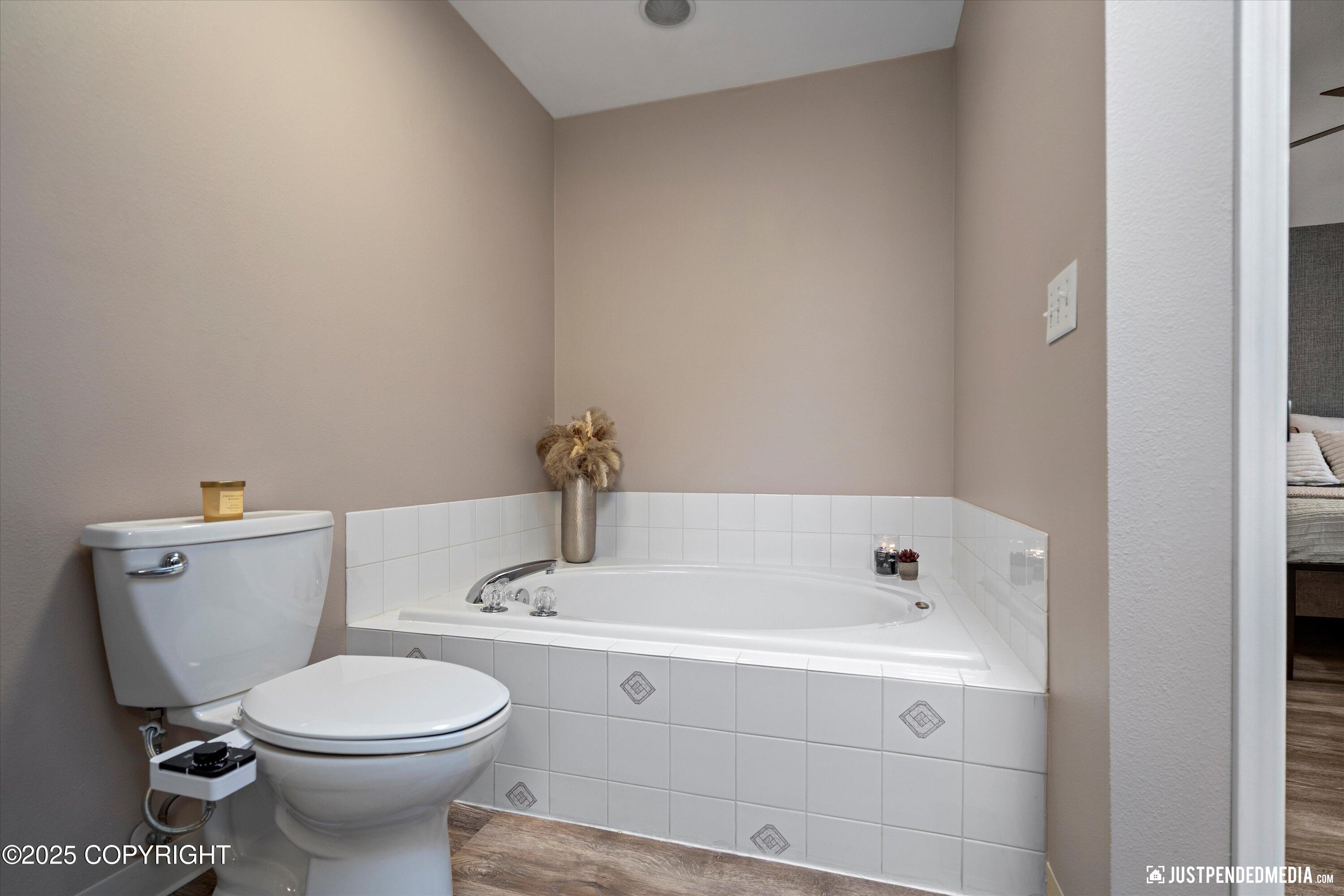 800 Howard Circle, Anchorage, Alaska image 32