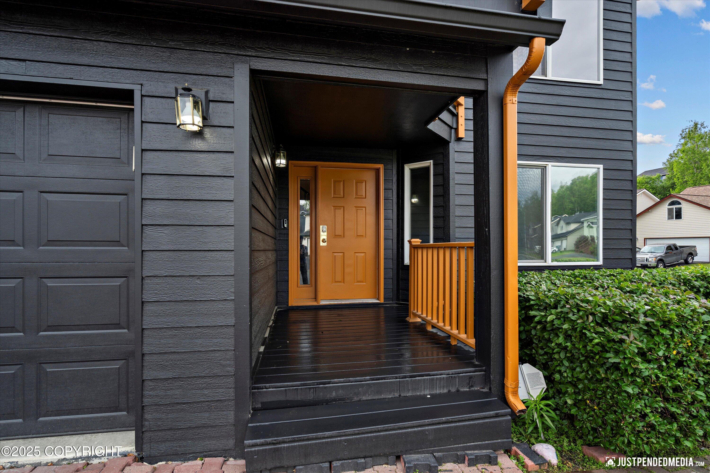 800 Howard Circle, Anchorage, Alaska image 6