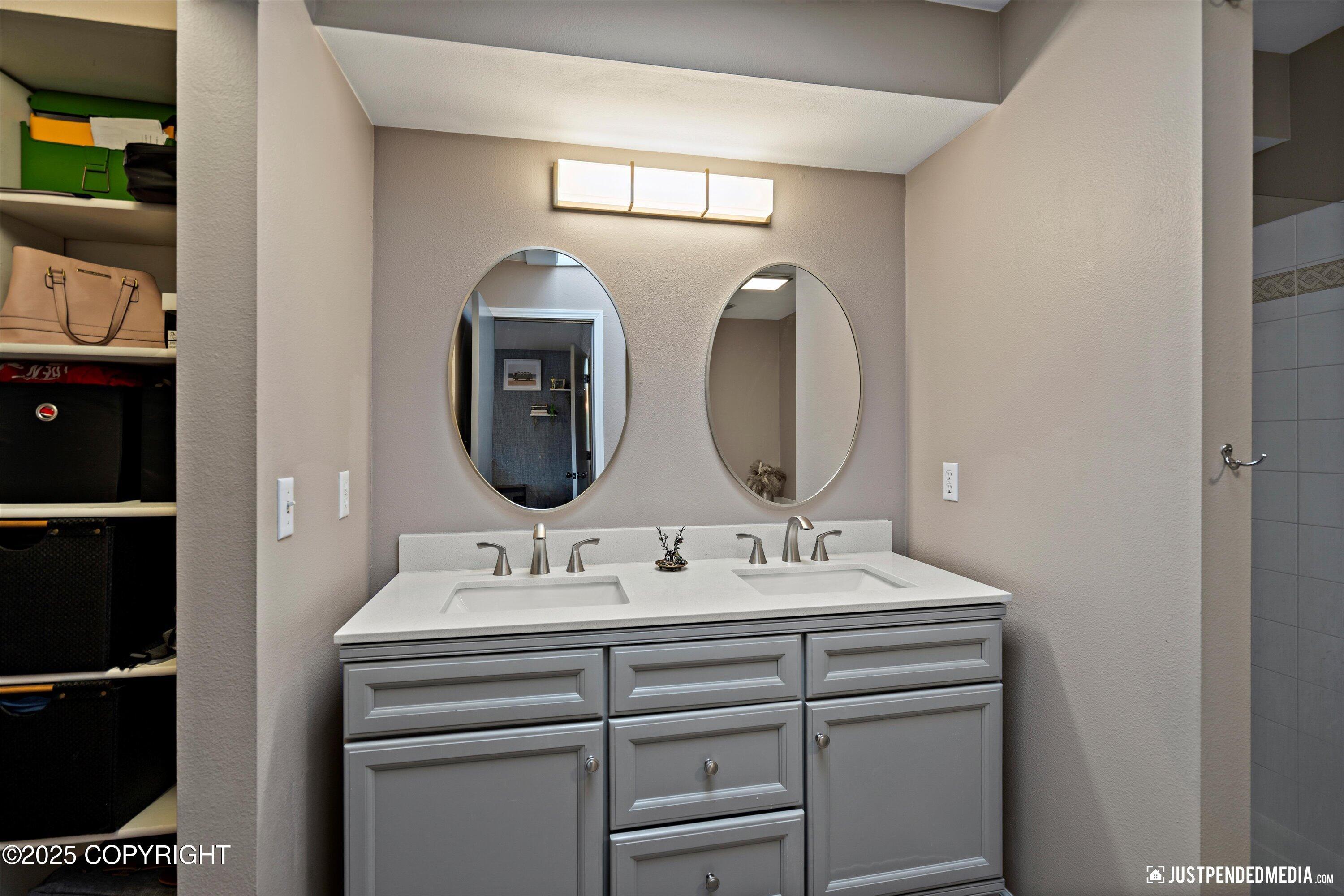 800 Howard Circle, Anchorage, Alaska image 31