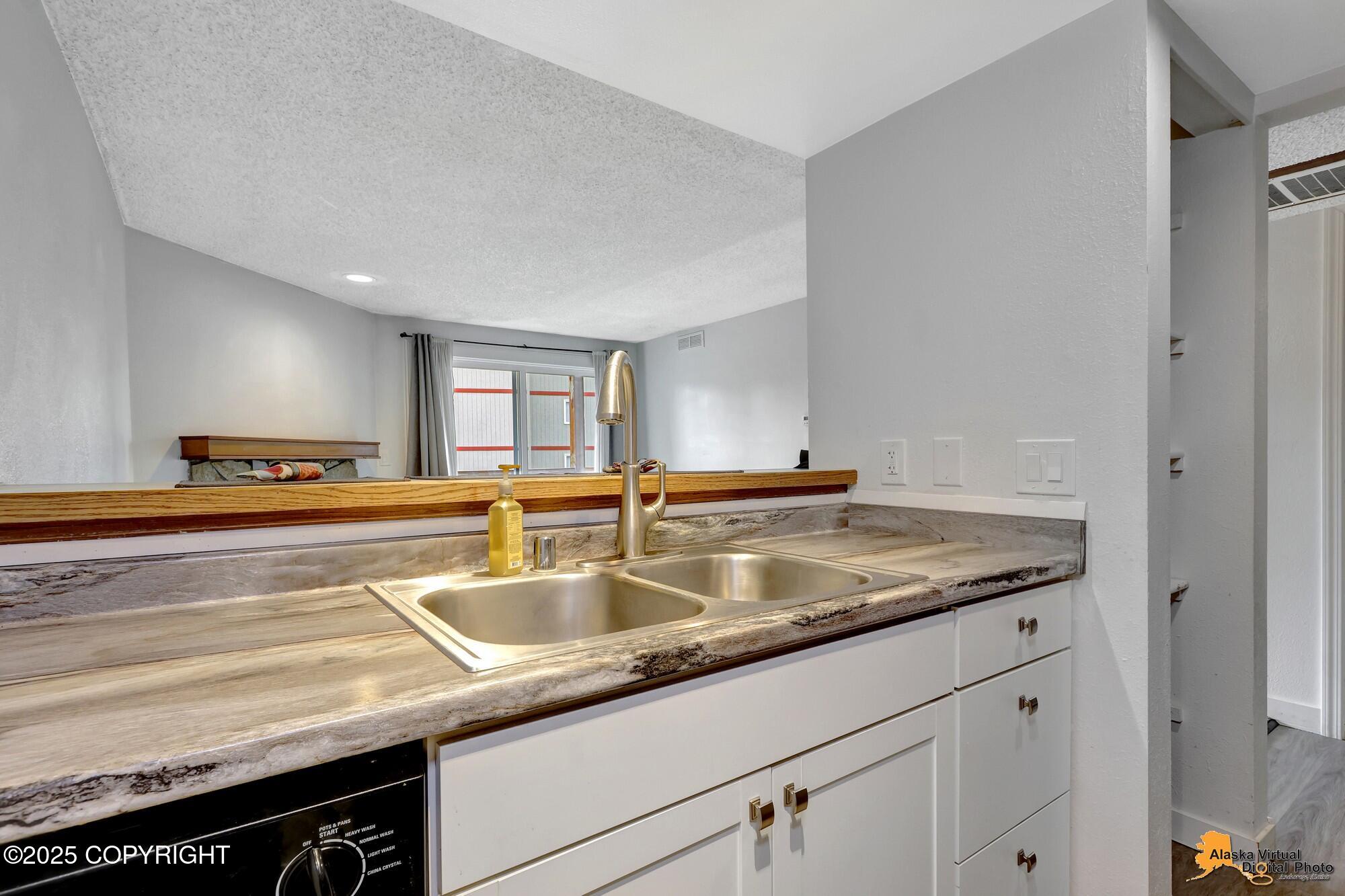9625 Independence Drive #C-101, Anchorage, Alaska image 17