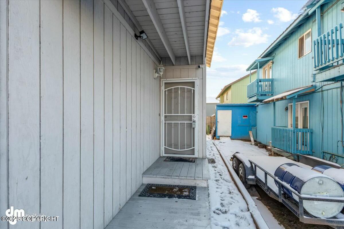 5460 E 4th Avenue, Anchorage, Idaho image 3