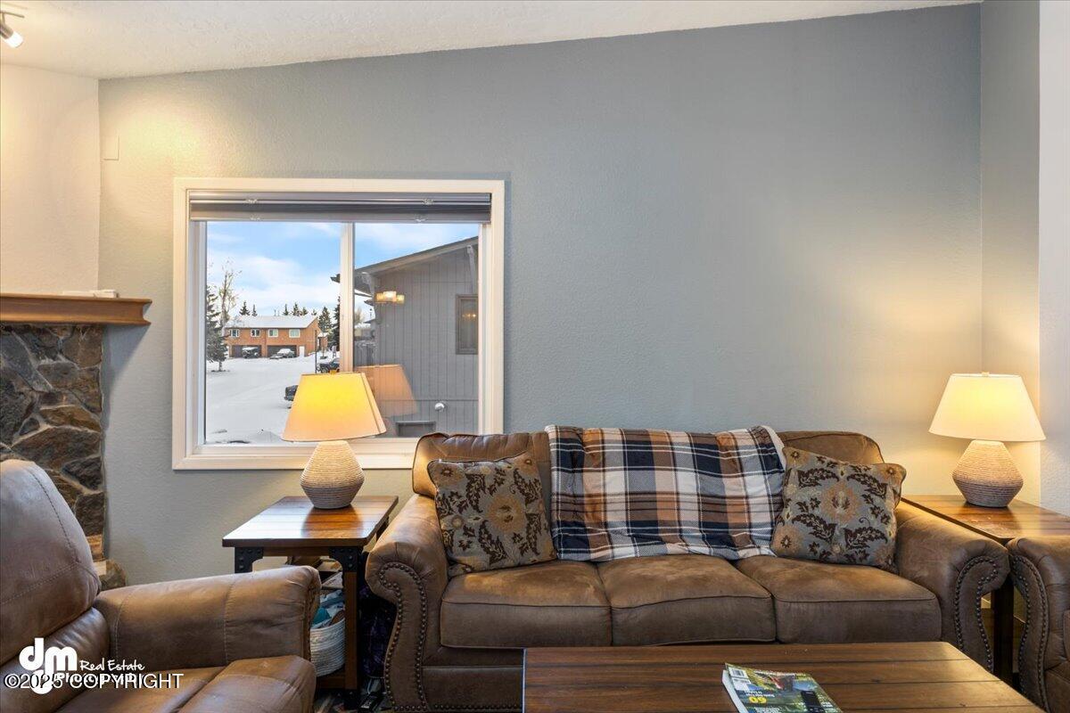 18739 N Lowrie Loop #101, Eagle River, Alaska image 8