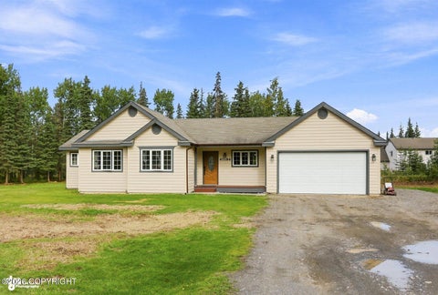 Photo of 47184 Lawrence Court, Soldotna, AK 99669 (MLS # 26-11744)